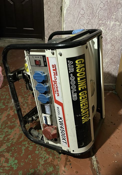 Генератор Stronger KW4500XT рабочий