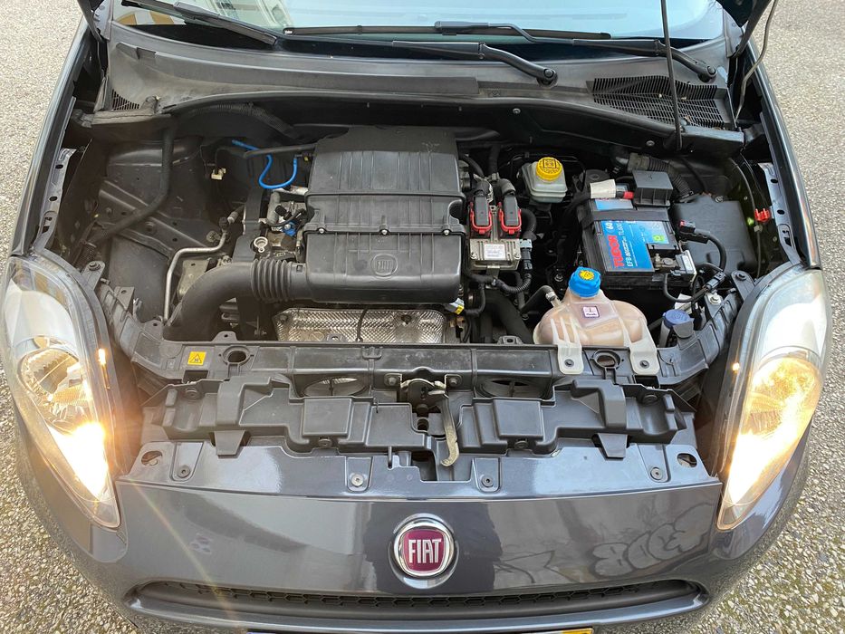Fiat Punto 2013 poucos Kms!