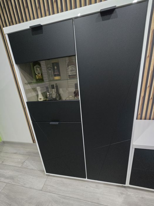 Komplet mebli pokojowych