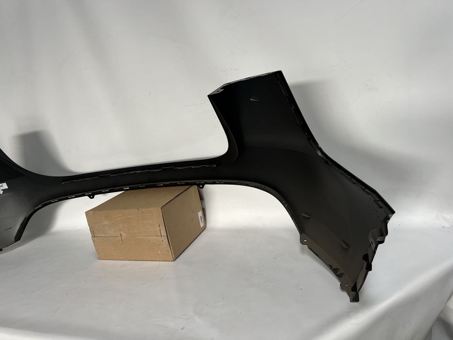 Бампер задний Tesla model Y PBSB 2023г