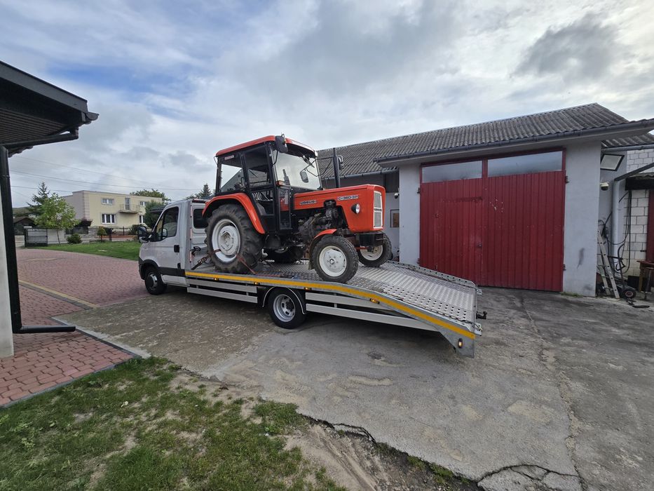 Pomoc drogowa Autolaweta przewoz pojazdow wynajem lawety