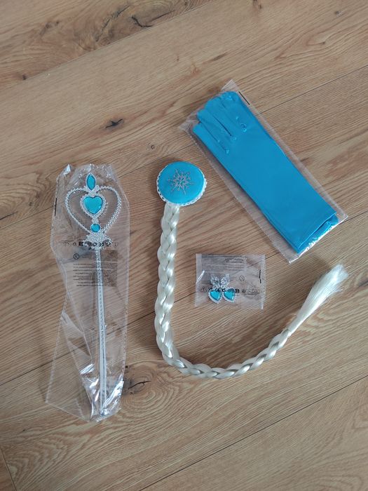 Acessórios Carnaval - Elsa (Frozen) - peruca e acessórios para criança