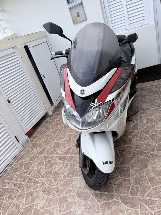 Yamaha Majesty400