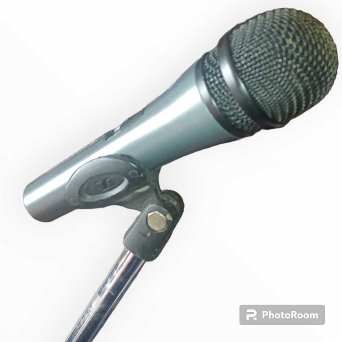 Продаю стойку под микрофон Журавль