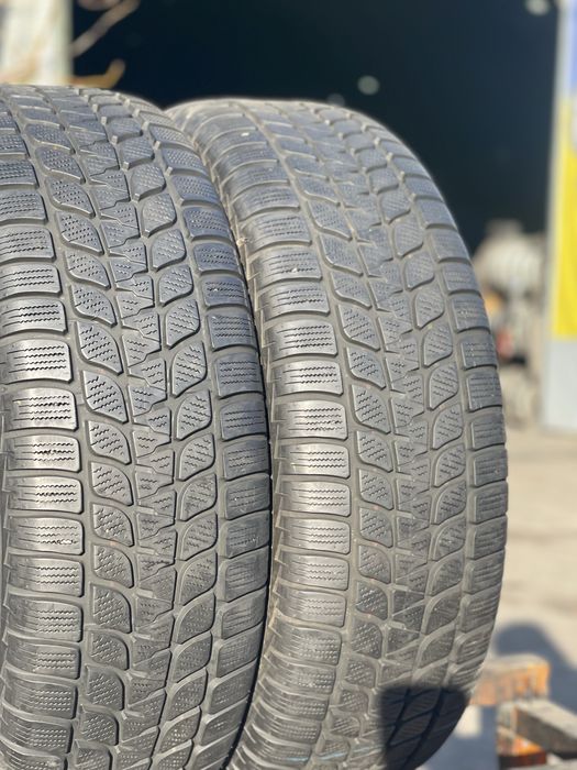 Шини Зимові 2шт 245/70 R16 Bridgestone Blizzak LM32