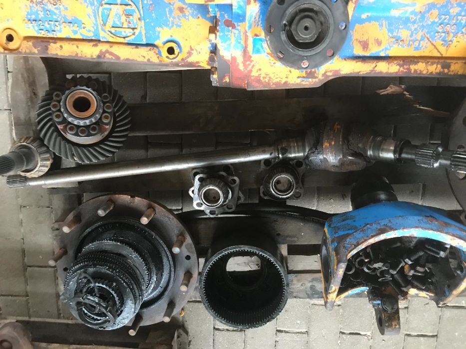 M Most Koparki ZF APL-B355 AP-B355 zwrotnica zwolnica wkład