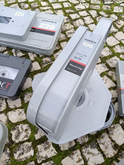 Cassetes e bobines de video AMPEX QUANTEGY