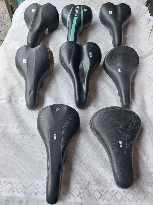 Сідушки та штирі до них