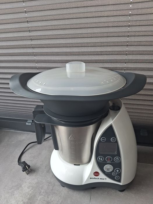 Robot wielofunkcyjny