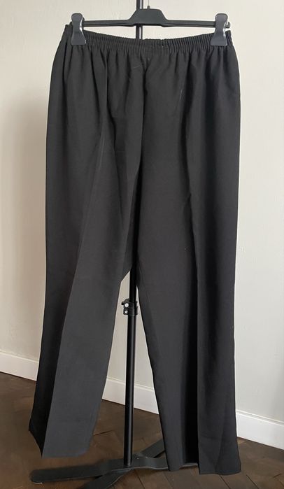 Spodnie czarne na gumce z wysokim stanem