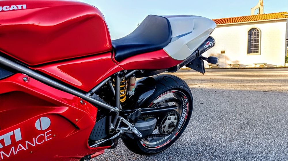 Vendo belíssima Ducati 996