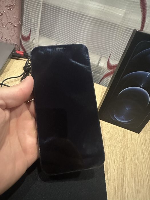 Продам Iphone 12 Pro Max