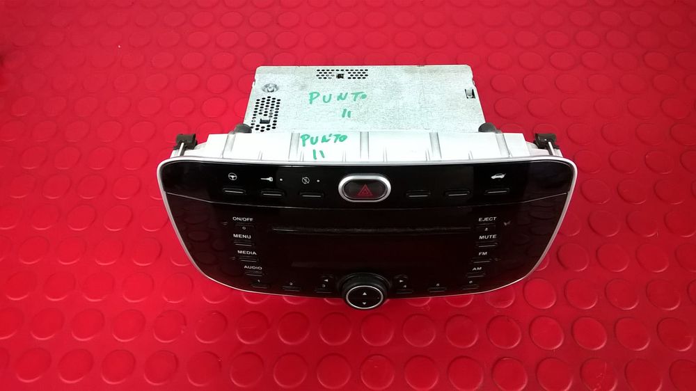 Rádio / Auto Rádio 7355354400 - FIAT PUNTO EVO