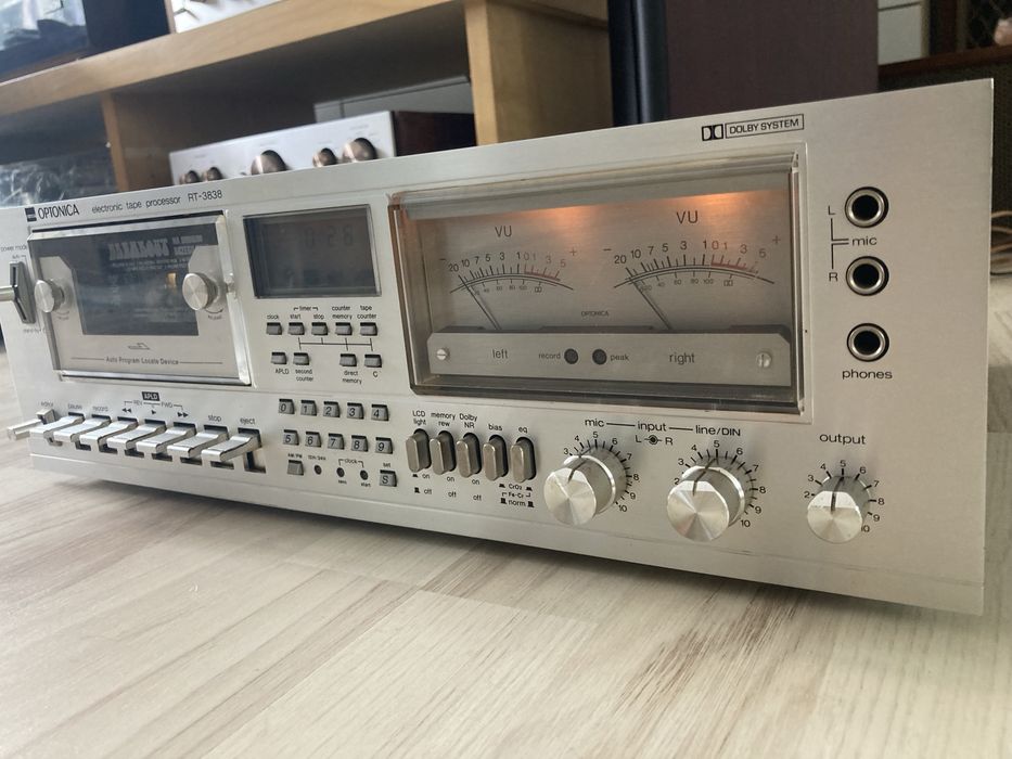 Sharp Optonica RT 3830