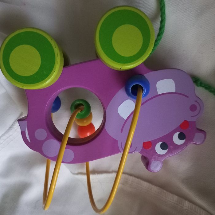 Chipopotan drewniany do ciągnięcia