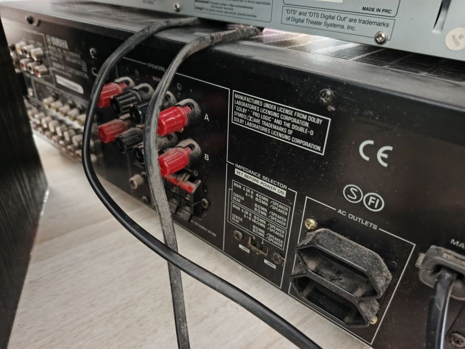 Zestaw Amplituner Yamaha, odtwarzacz CD, kolumny