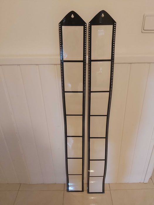 2 Molduras de pendurar para colocar fotos