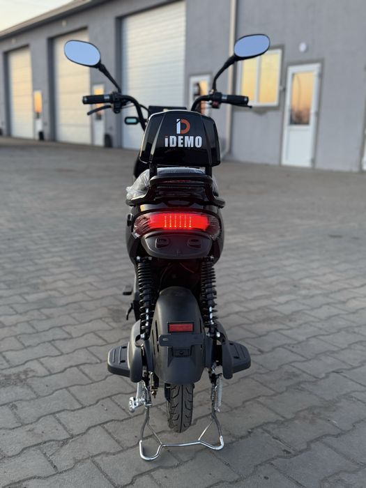 Електроскутер IDemo UNO