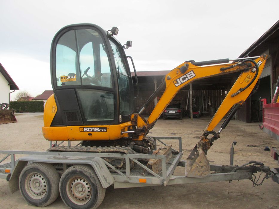 mini koparka JCB 8018