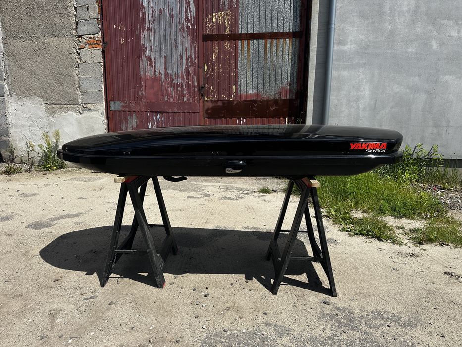 Yakima SkyBox LoPro bagażnik/box/kufer dachowy 234x90x29 cm dwustronny