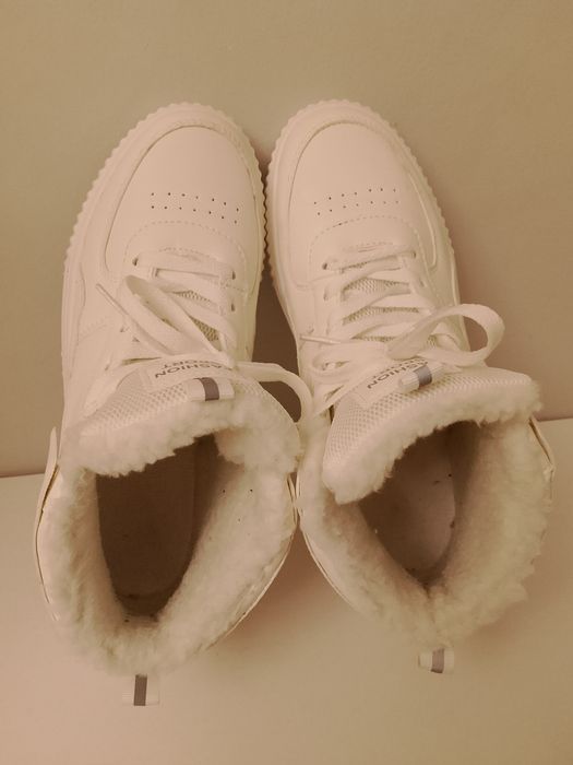 Buty zimowe białe