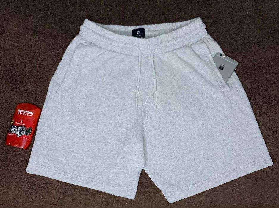 Шорты H&M  серія Divided