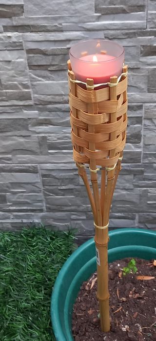 Tochas de Bambu Decorativas para Jardim – Suporte para Vela 
 (Como novas)