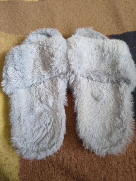 Kapcie klapki modne
