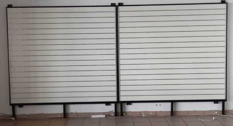 Tablica ekspozytor Spacewall + stalowy stelaż do mocowania do ściany