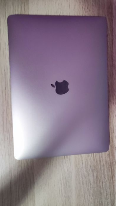 MacBook Pro 13” 2017 | i5 | 8GB RAM | 128GB SSD