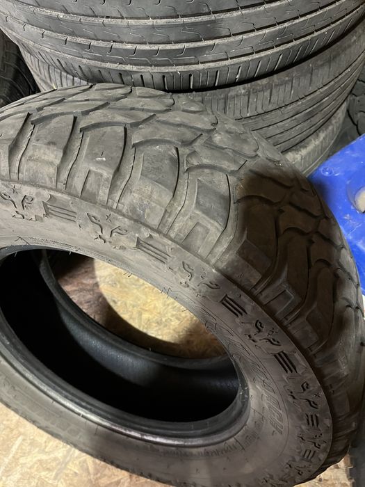 Продам вседорожню гуму. 2 колеса