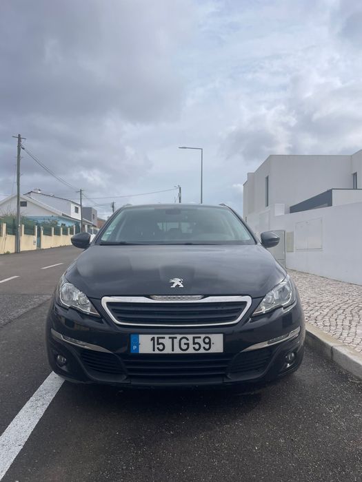 Peugeot 308 em boa forma