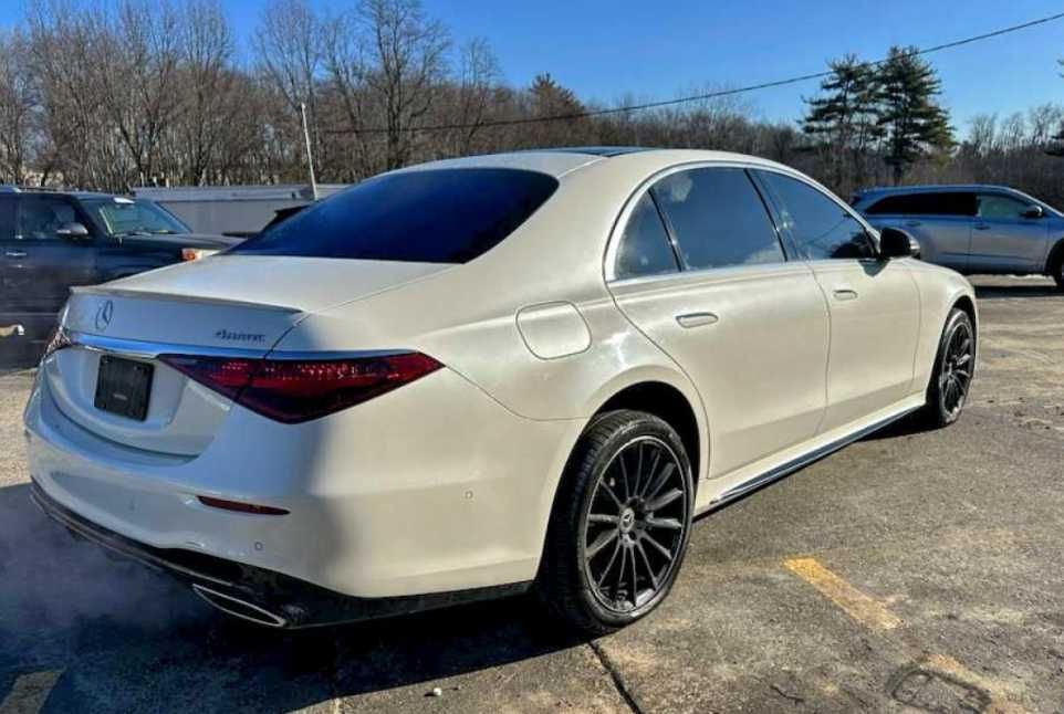Передний и задний бампер Mercedes-Benz W223 рестайлинг / оригинал