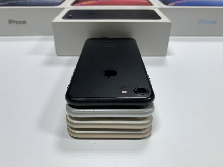 iphone 7 silver - купити мобільні телефони та смартфони - Ціна на