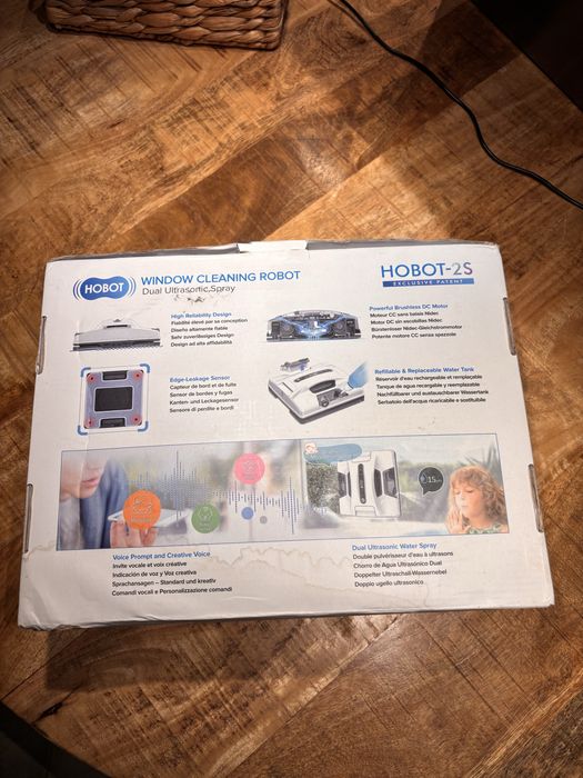 Hobot 2s - robot do mycia okien