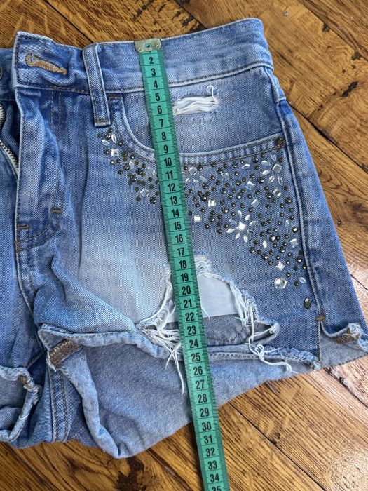 Жіночі джинсові шорти, розмір S