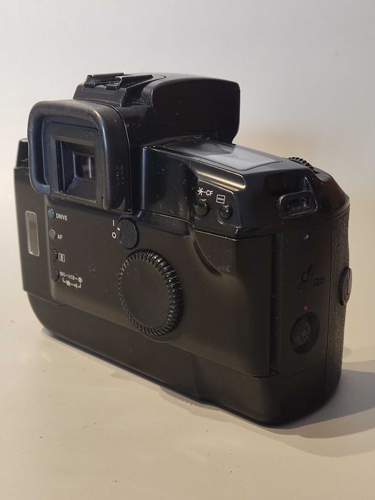 Canon EOS 5 - Câmara Analógica