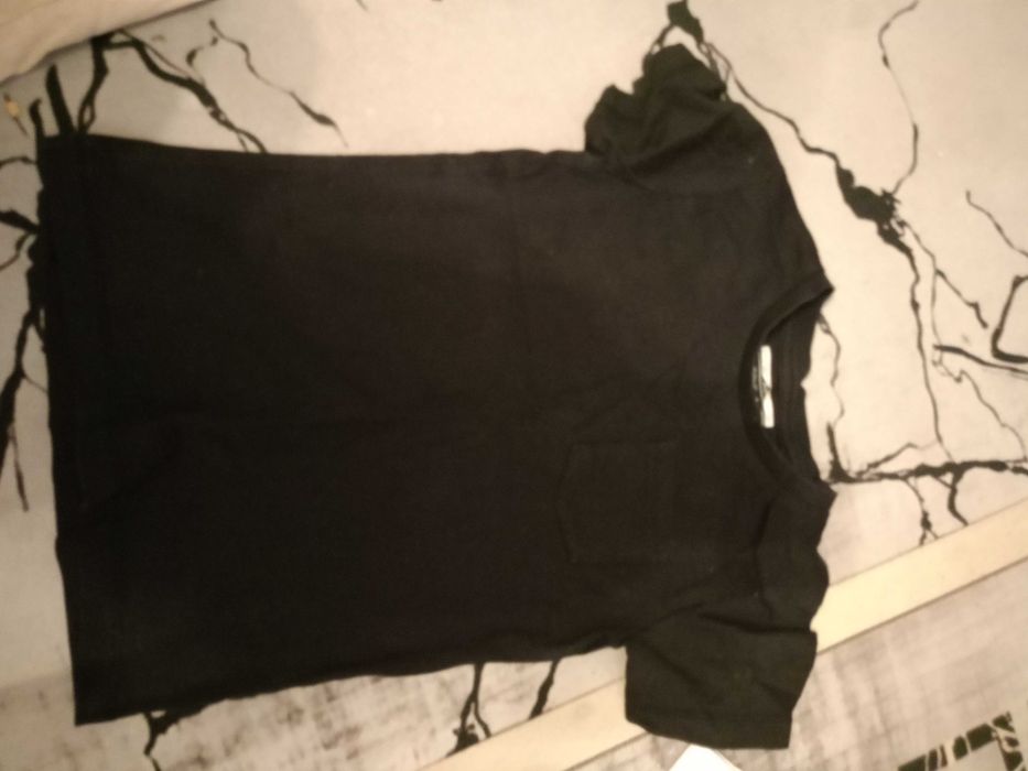 T-shirt chłopiec 2 szt. rozmiar 122
