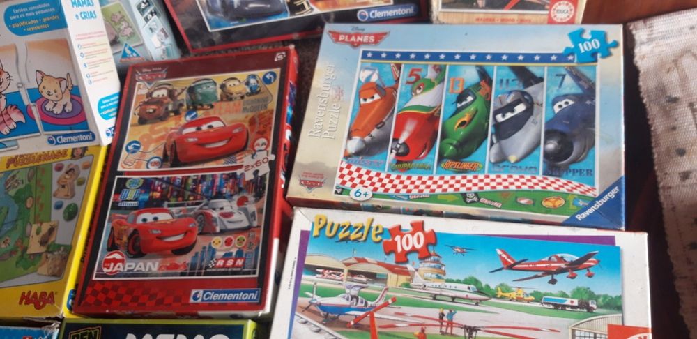 Conjunto de Puzzles Diversos Criança