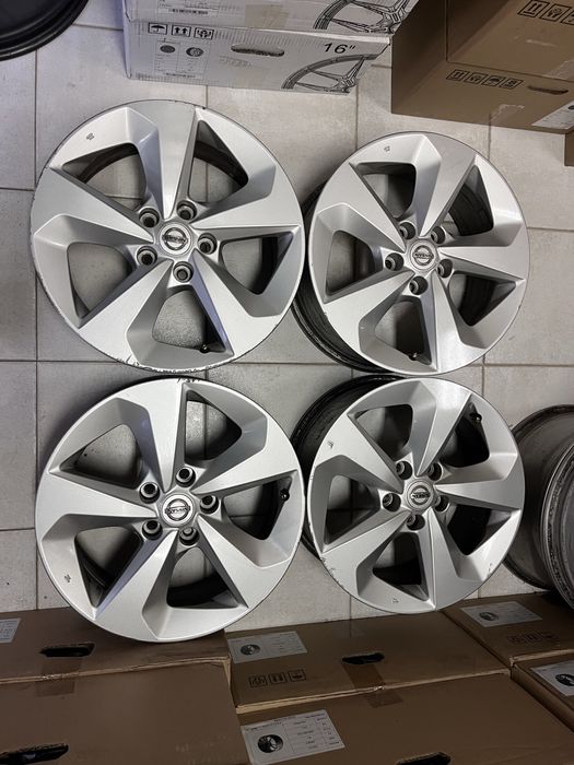 Jantes 17” 5x114.3 Originais Nissan, compativeis Renault Dacia,..