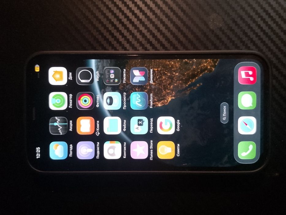 Продам iPhone 12