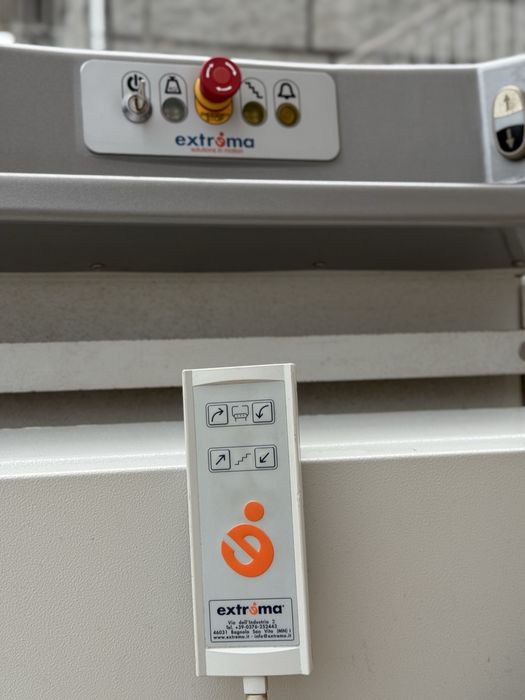 Plataforma Elevatória Stannah Exterior 250 kg para Escadas