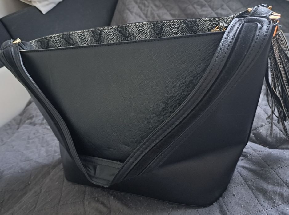 Nowa torebka damska A4 wizytowa