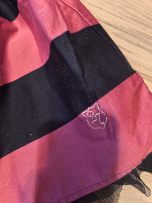 Spódniczka dziewczęca r. 134-140