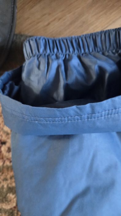 Лижний костюм в ідеальному стані.