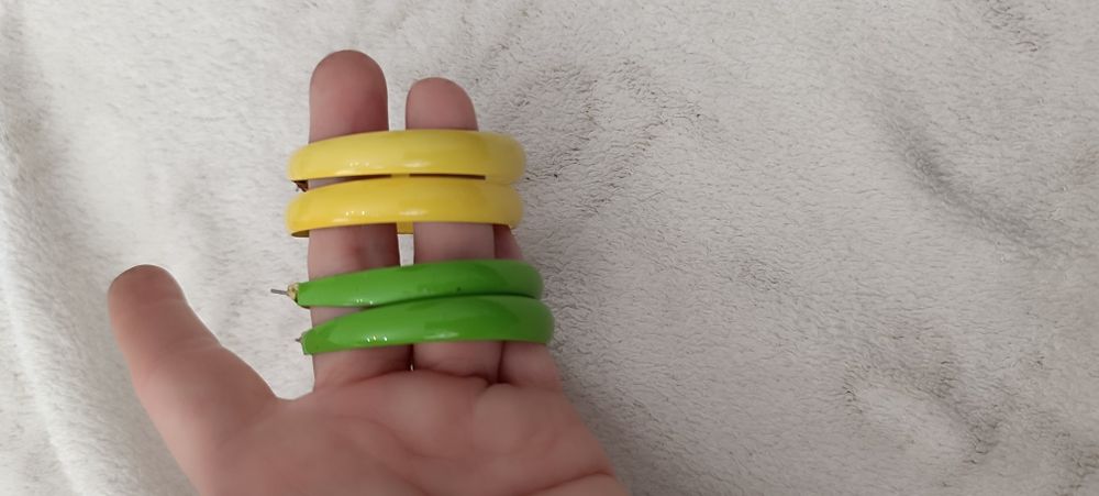 2 pares de argolas usadas