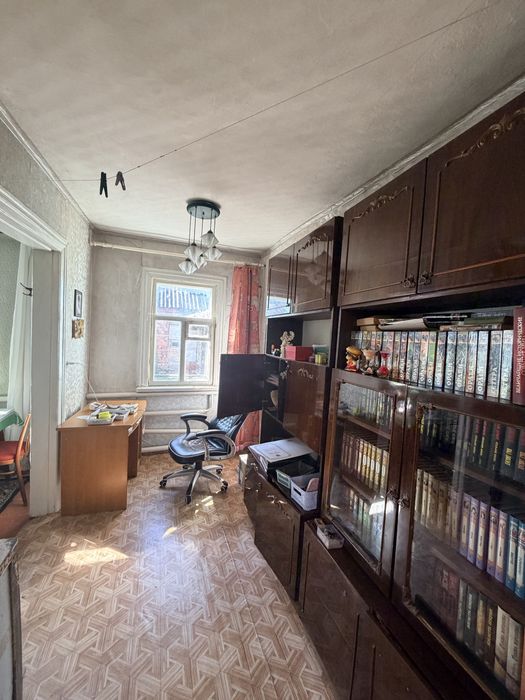 Продается дом. Центр. Газифицированный. Славянск.