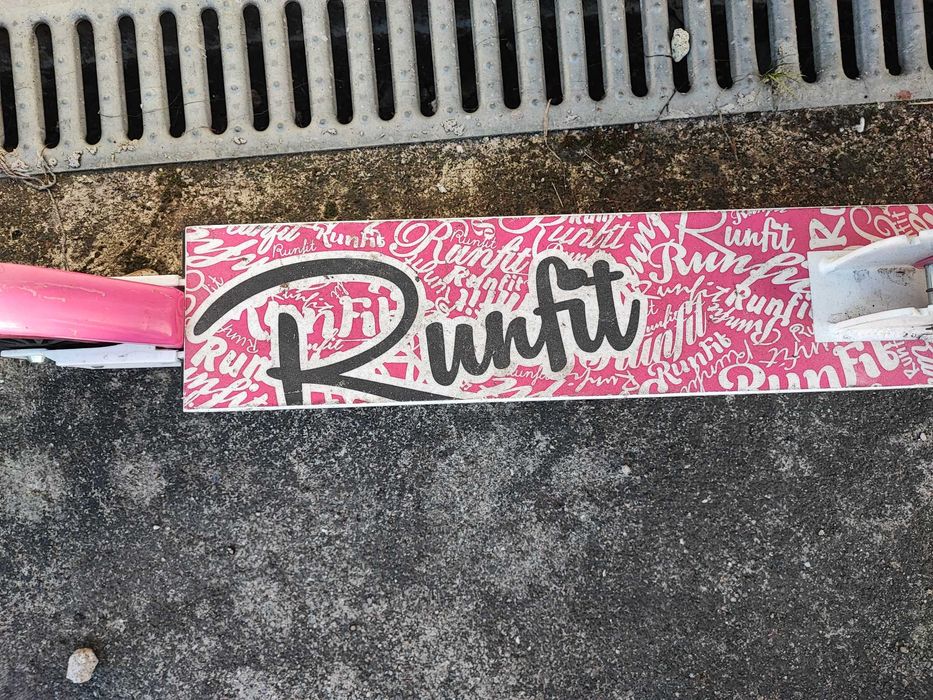 Trotinete practicamente novo .