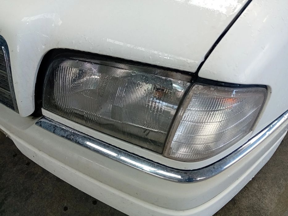 Ótica / farol esquerda MERCEDES-BENZ Classe C (W202)