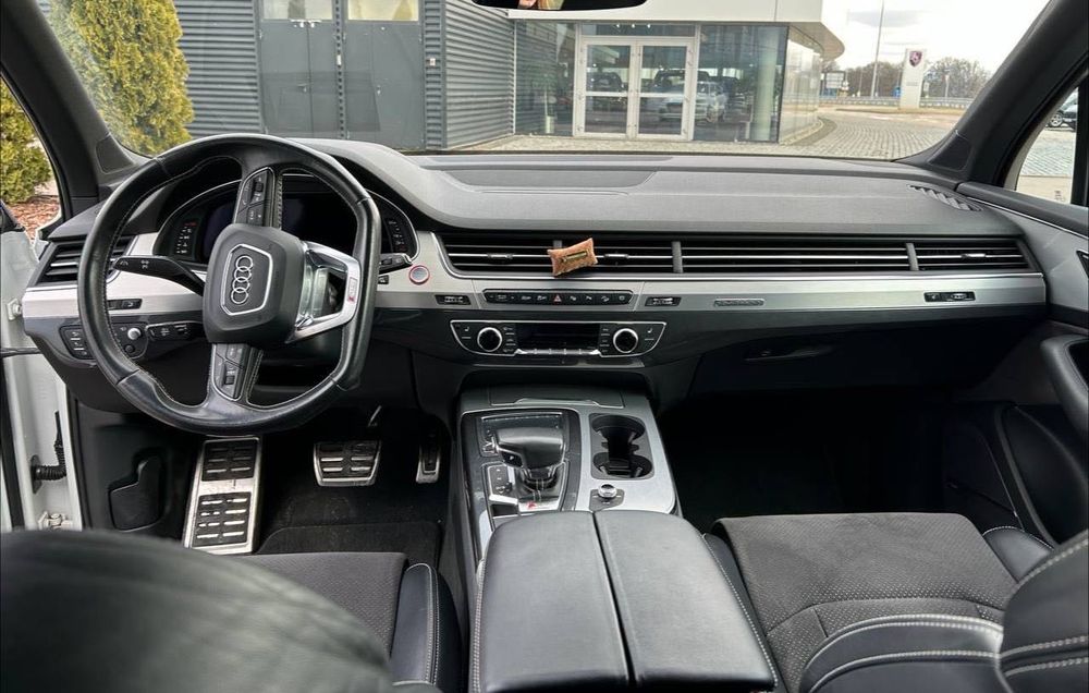 Продам Audi SQ7 2017